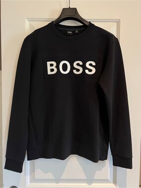Hugo Boss Black Crewneck Sweatshirt with embossed White Logo